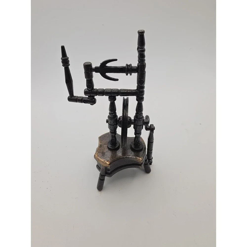 Spinning Wheel Die Cast Metal‎ Collectible Pencil Sharpener